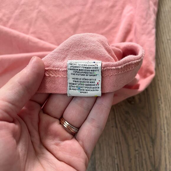 Nike Sportswear "Growth In Sport" Roots Plant T-Shirt Pink Size S Madder Root - Picture 5 of 9